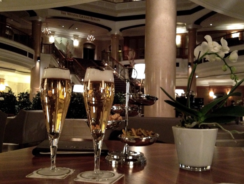 berlin-travelgrip-cityweekend- westin-lounge