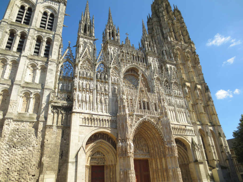 Rouen-katedral-Normandie-France-TravelGrip