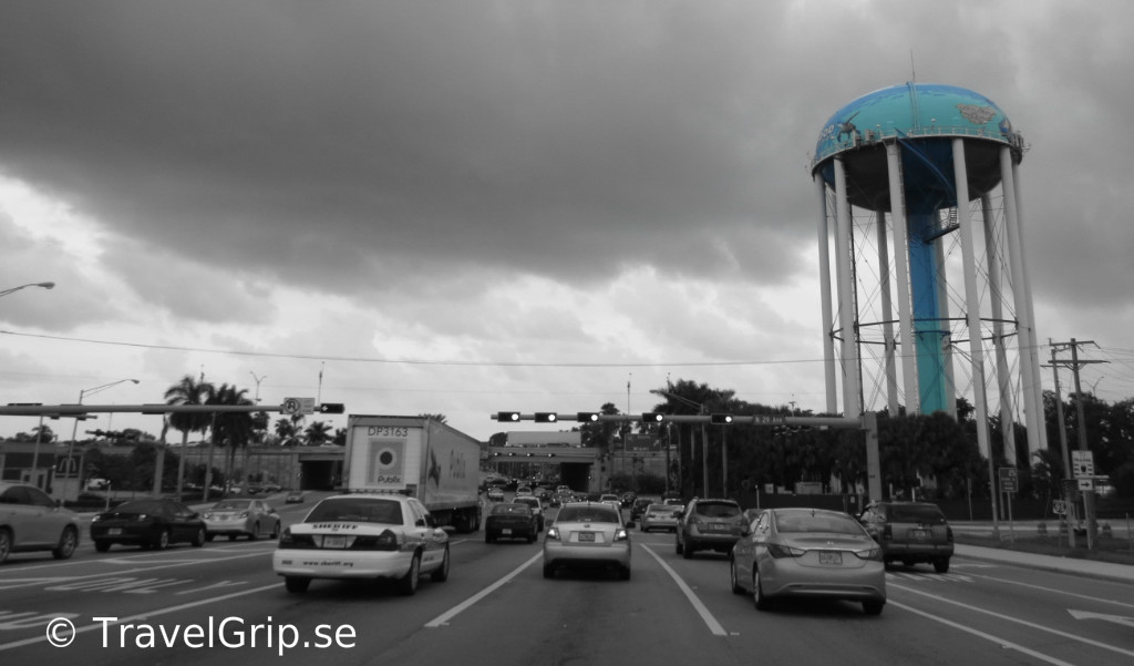 Fort-Lauderale-vägar-vattentorn-Florida-TravelGrip