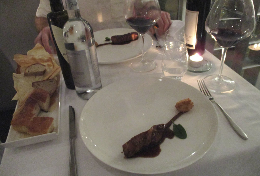 Moma-avsmakningsmeny-kött-Rom-restaurang-TravelGrip
