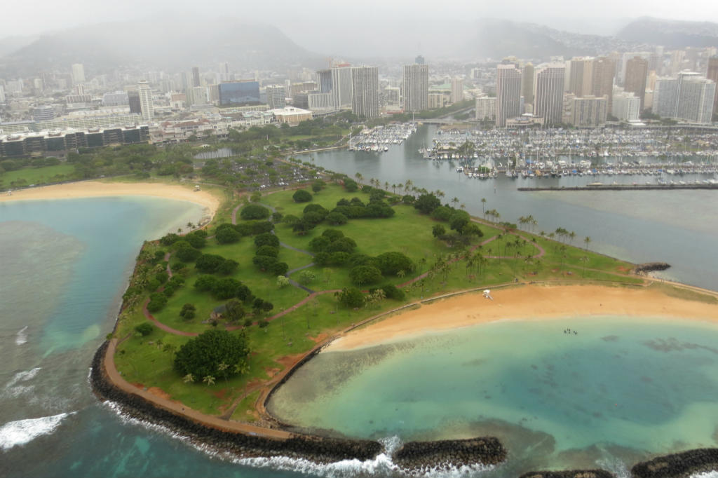 Honolulu-helikoptertur-Hawaii-TravelGrip-3