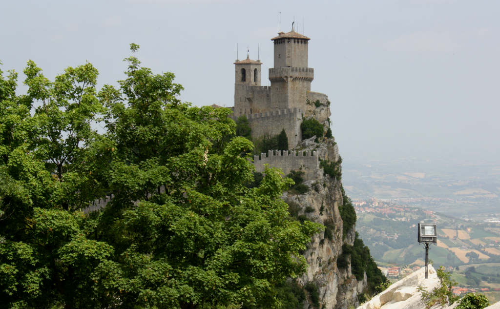 Borg på toppen av San Marino