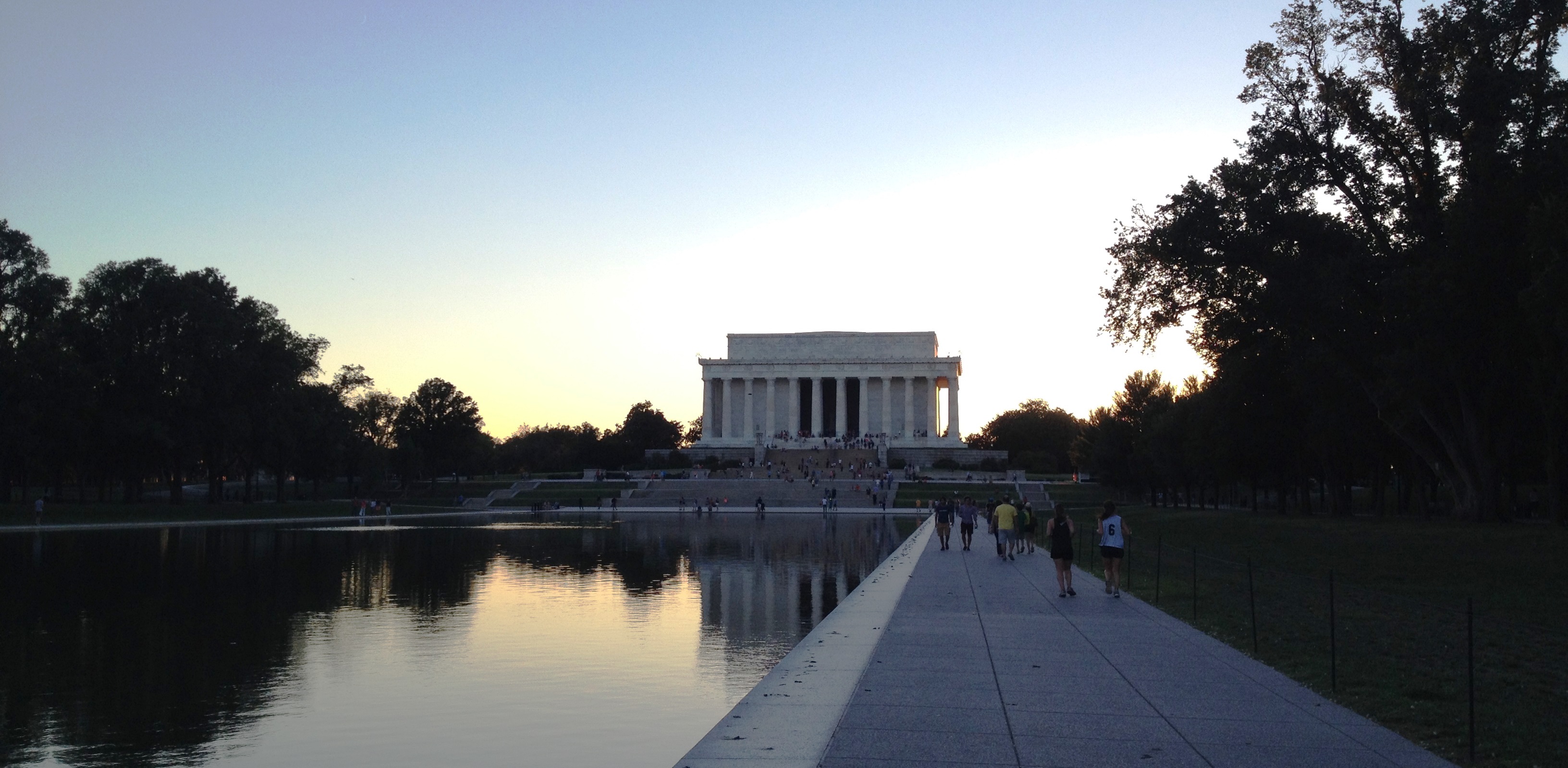 lincoln-monument-washington-dc-usa-travelgrip- (1)