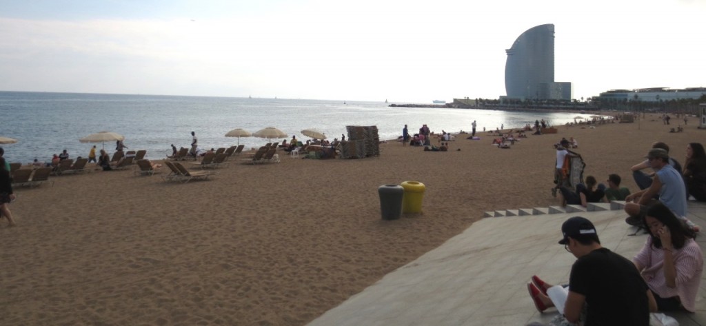 Barceloneta-strand-barcelona-travelgrip- (1)