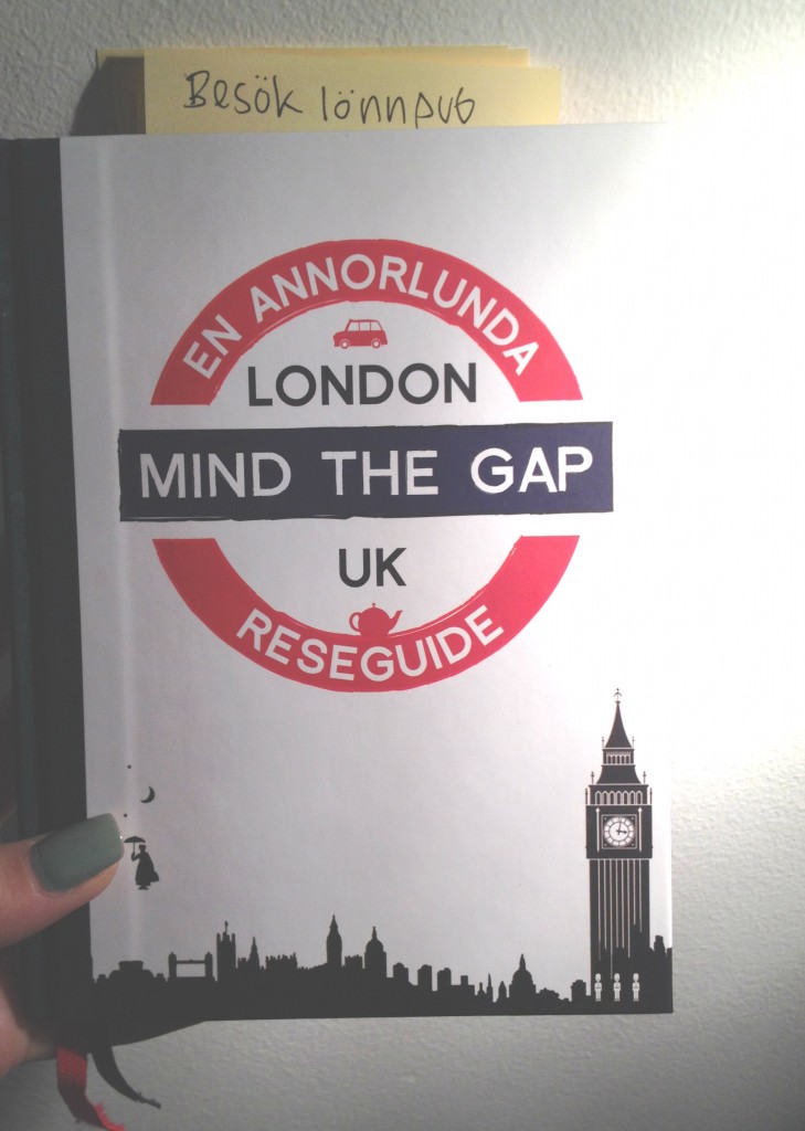 Mind-the-gap-london-guidebok-travelgrip-1