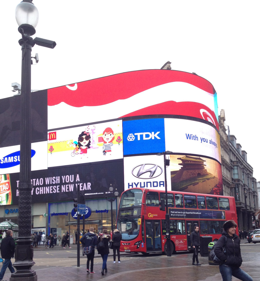 Piccadilly-circus-london-travelgrip