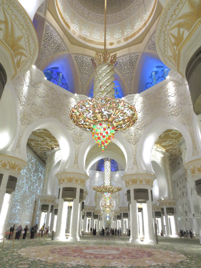 Abu-Dhabi-Grand-Mosque-TravelGrip-8