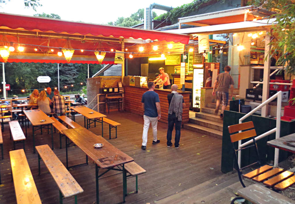 Biergarten-beergarden-ölträdgård-Berlin-TravelGrip