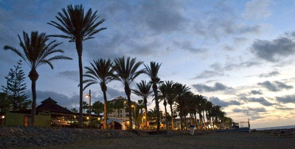 strandpromenad på Teneriffa