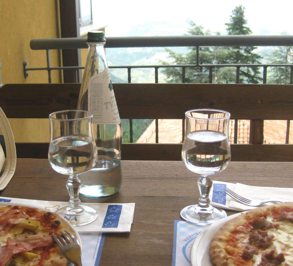 Pizza-i-San-Marino-TravelGrip