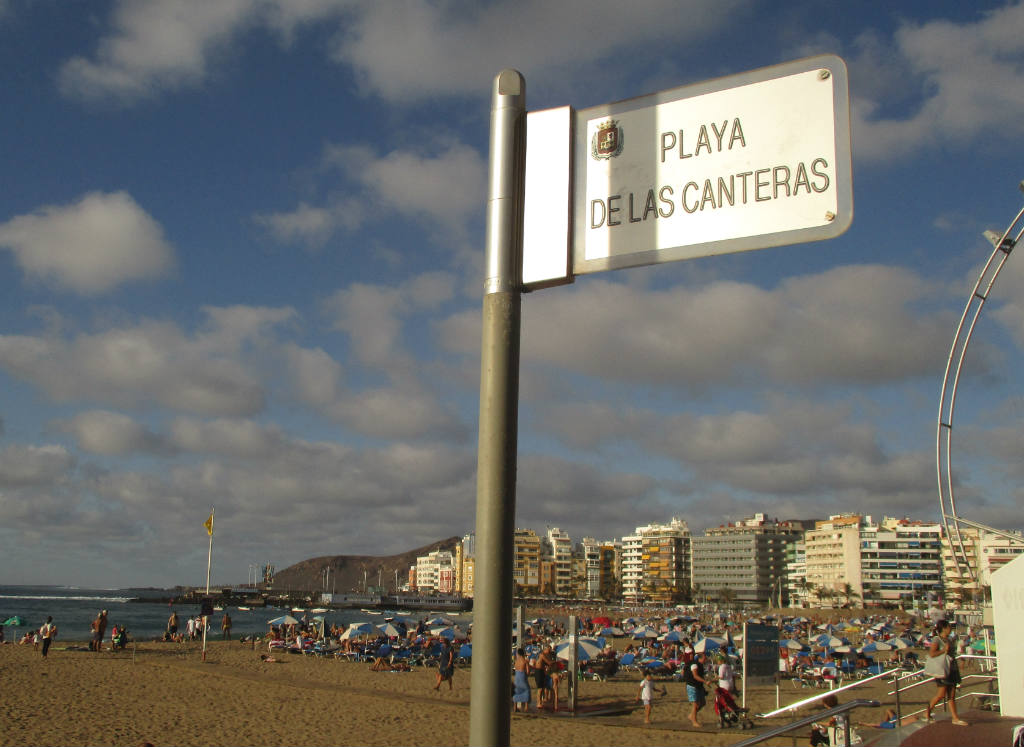 playa-canteras-i-las-palmas-gran-canaria-travelgrip-2