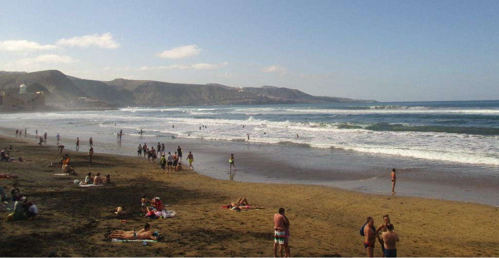 playa-canteras-i-las-palmas-gran-canaria-travelgrip