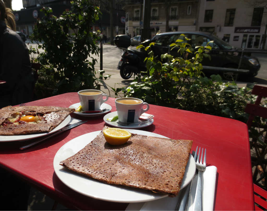 Galette-i-Montparnasse-Paris-TravelGrip