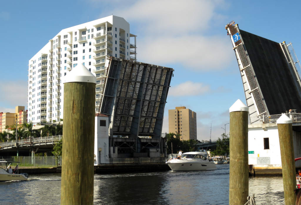 The-Wharft-Miami-Riverside-Florida-TravelGrip- (8)