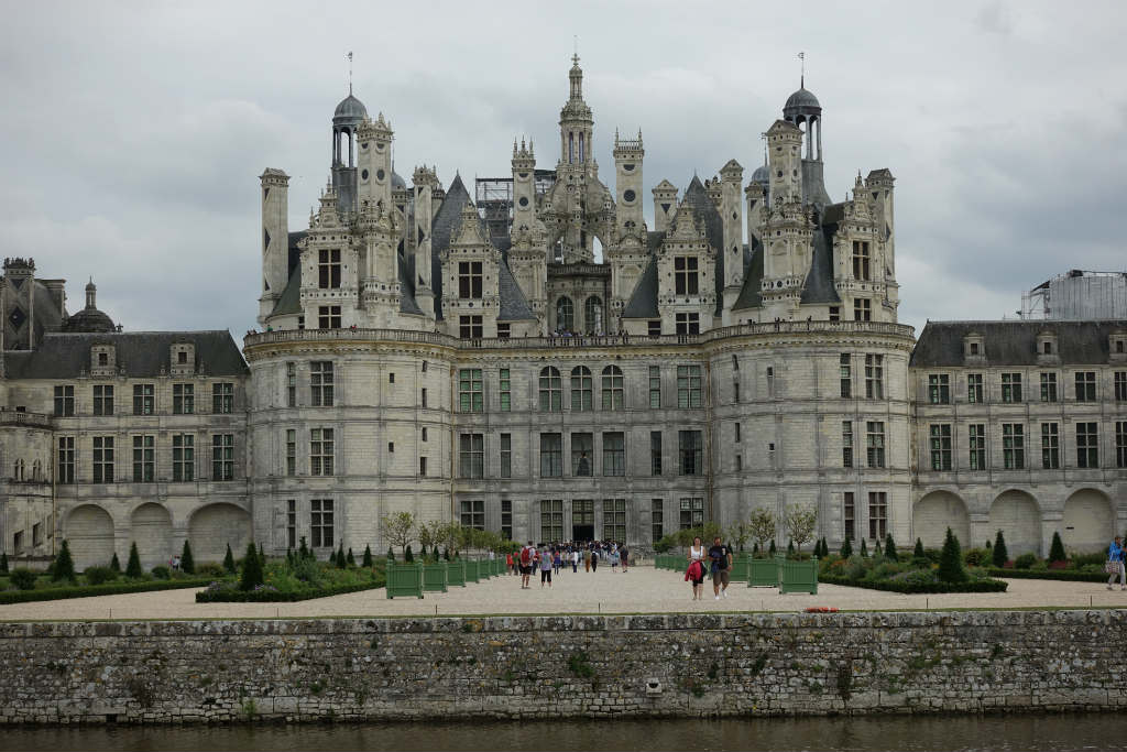 Det-gigantiska-slottet-chateau-de-chaumont-loire-travelgrip