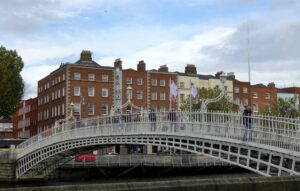 bro över libby i dublin