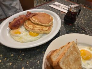 pannkakor på comfort diner i nyc